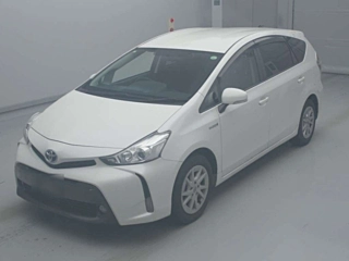 TOYOTA PRIUS ALPHA 2017