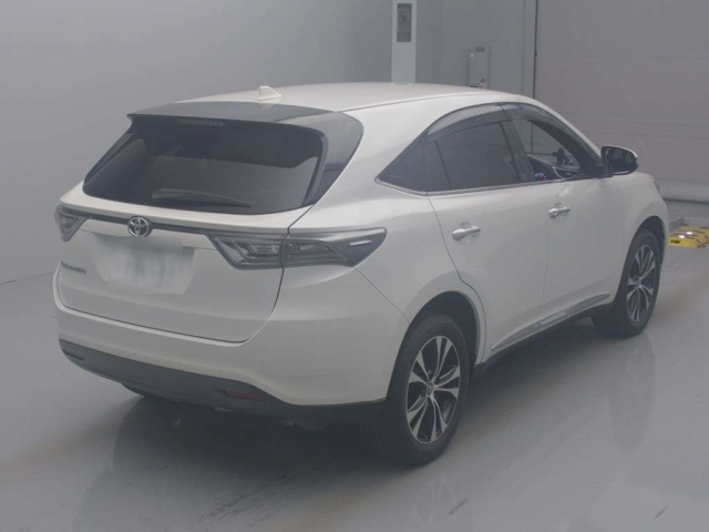 TOYOTA HARRIER 2015