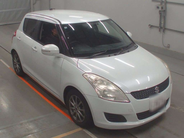 SUZUKI SWIFT 2011