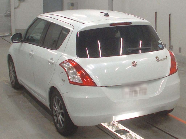 SUZUKI SWIFT 2011