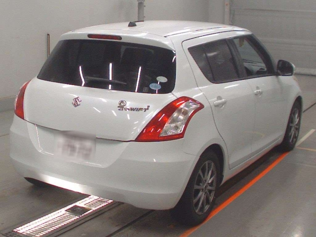 SUZUKI SWIFT 2011