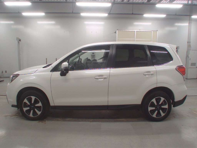 SUBARU FORESTER 2016