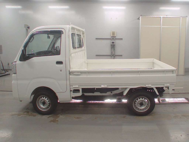 DAIHATSU HIJET TRUCK 2019