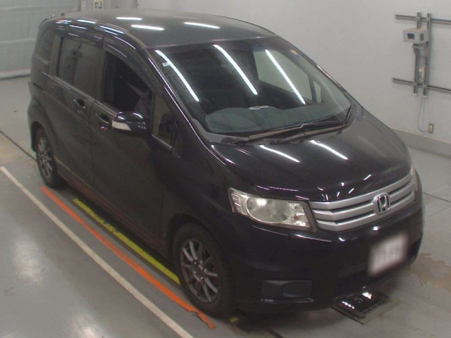 HONDA FREED 2012