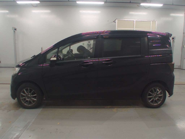 HONDA FREED 2012