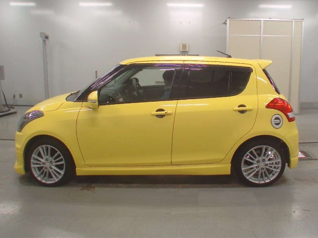 SUZUKI SWIFT 2013