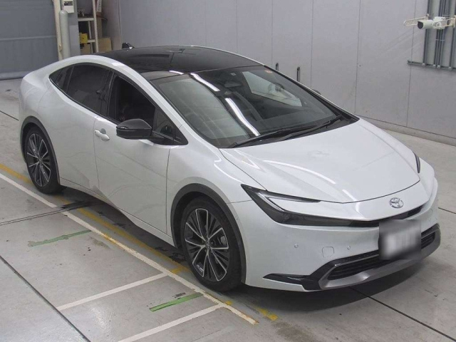 TOYOTA PRIUS 2023