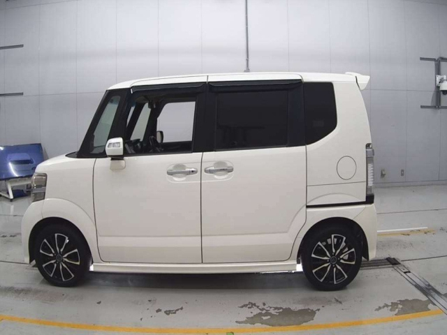 HONDA N BOX 2013