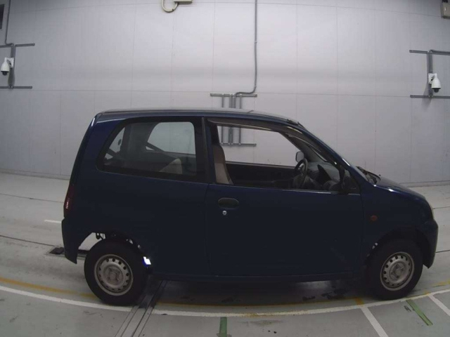 MITSUBISHI MINICA 2011