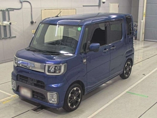 DAIHATSU WAKE 2015
