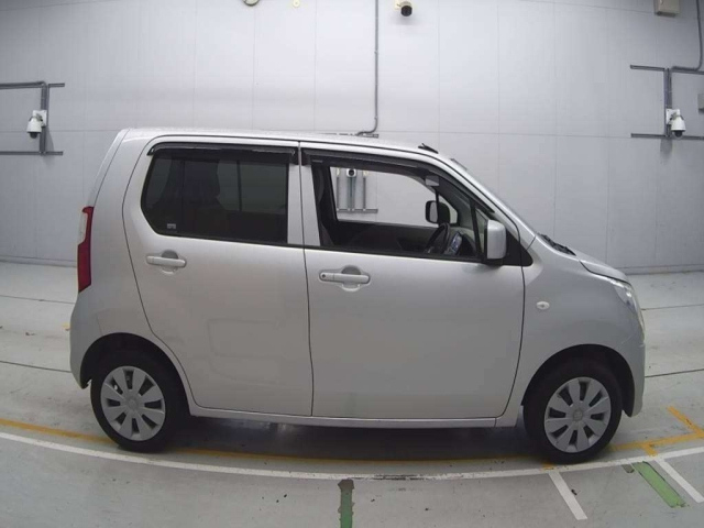 SUZUKI WAGON R 2014