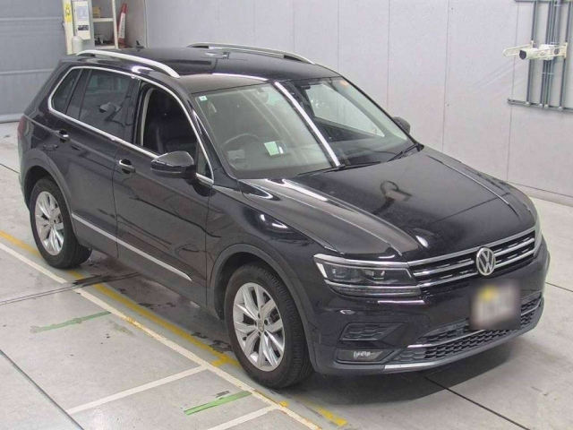 VOLKSWAGEN TIGUAN 2019