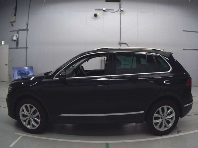 VOLKSWAGEN TIGUAN 2019