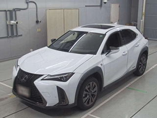 LEXUS UX 2021