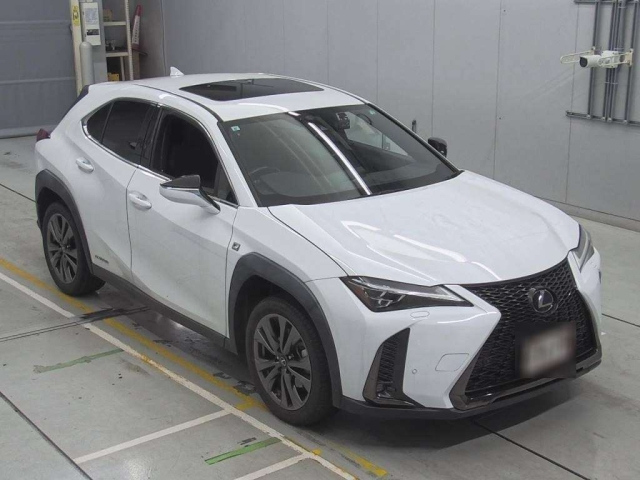 LEXUS UX 2021