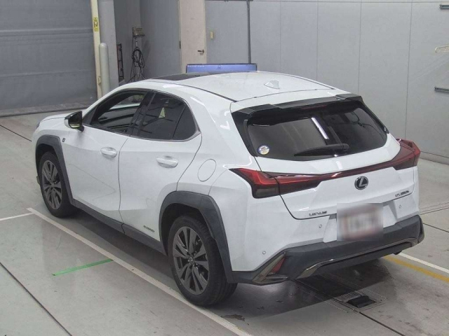 LEXUS UX 2021