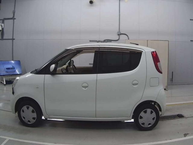SUZUKI MRWAGON 2010