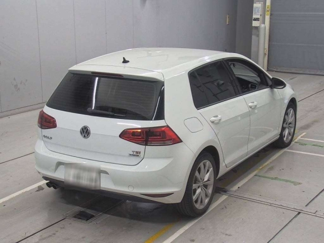 VOLKSWAGEN GOLF 2015