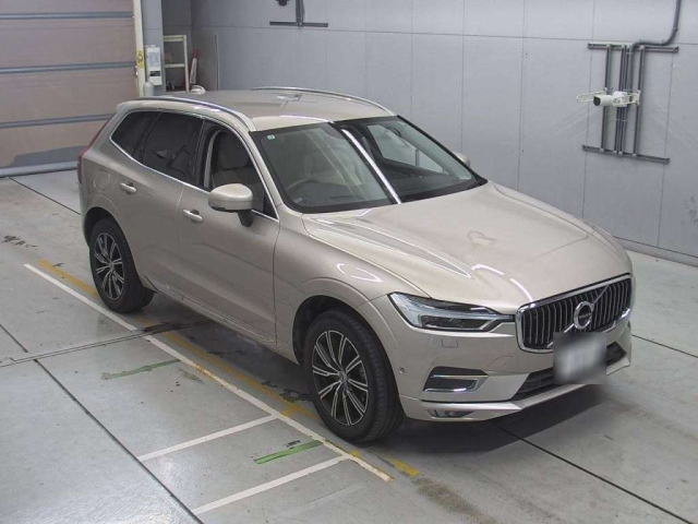 VOLVO XC60 2019