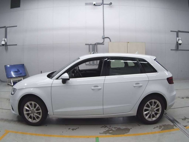 AUDI A3 2015