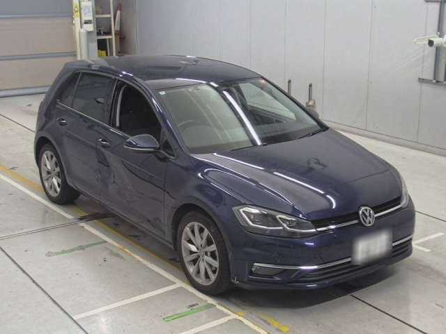 VOLKSWAGEN GOLF 2020