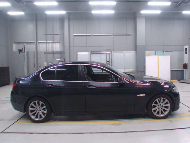 BMW 5 SERIES 2015