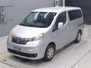 MITSUBISHI DELICA D3 2012