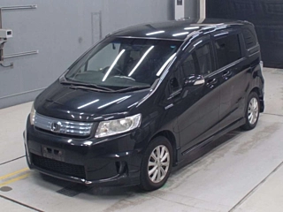 HONDA FREED 2013