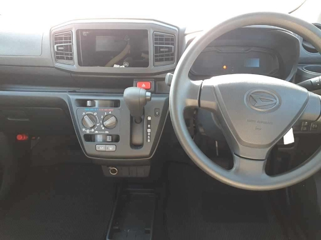 DAIHATSU MIRA E S 2023