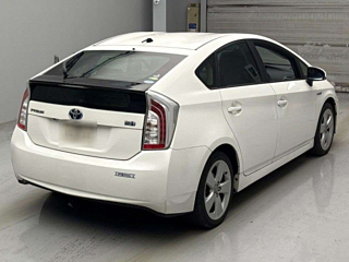 TOYOTA PRIUS 2013