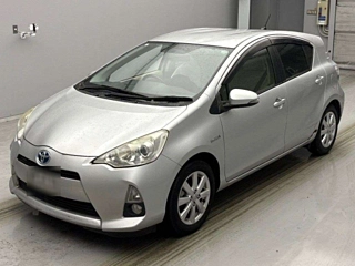 TOYOTA AQUA 2014