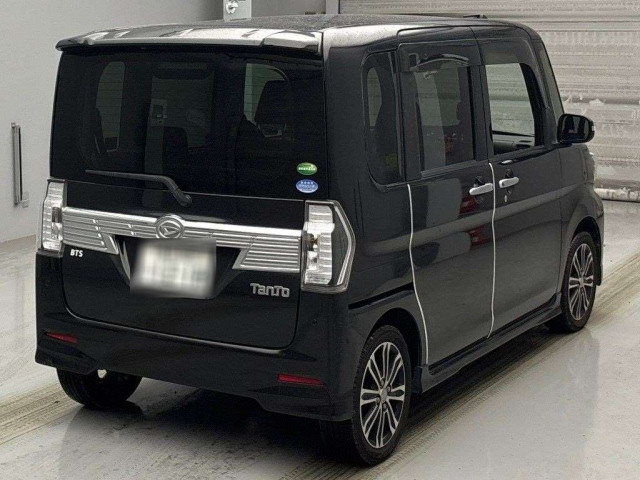 DAIHATSU TANTO 2017