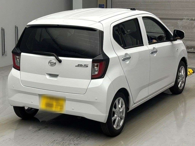 DAIHATSU MIRA E S 2024