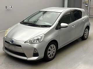 TOYOTA AQUA 2012