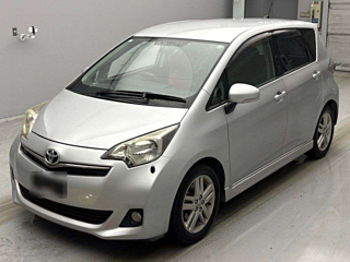 TOYOTA RACTIS 2010