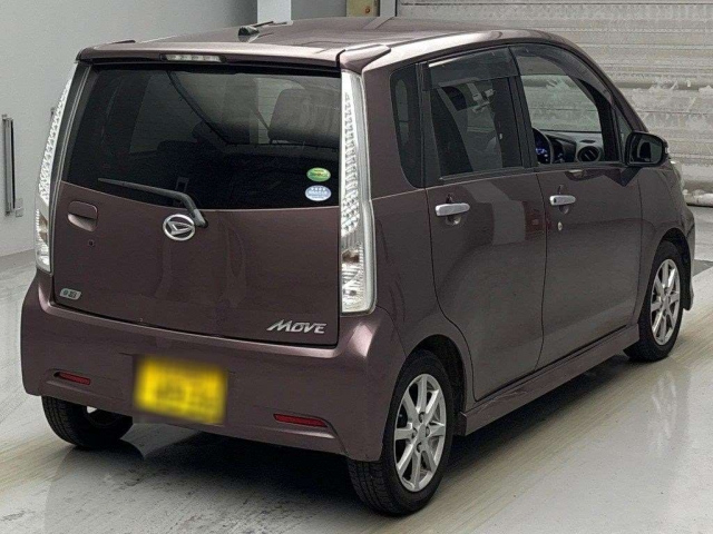 DAIHATSU MOVE 2013