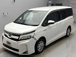 TOYOTA VOXY 2019