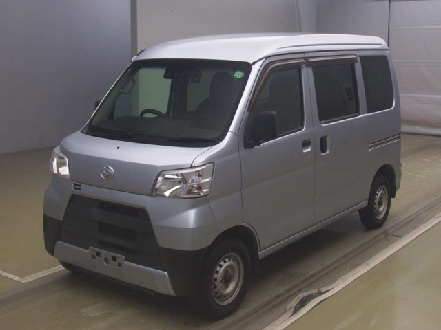 DAIHATSU HIJET VAN 2019