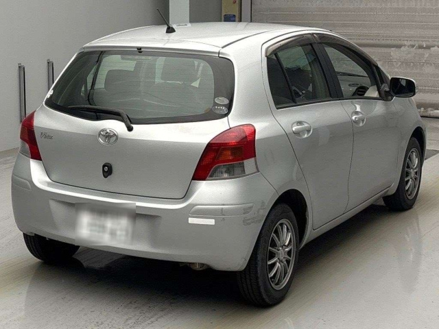 TOYOTA VITZ 2009