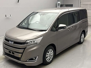 TOYOTA NOAH 2020