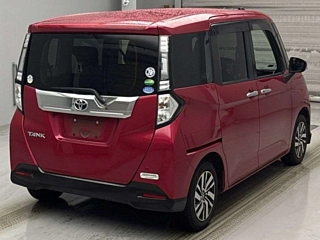TOYOTA TANK 2017