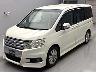 HONDA STEP WAGON 2010