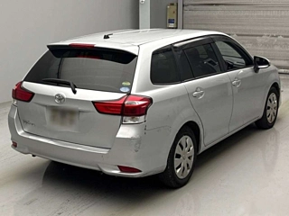 TOYOTA COROLLA FIELDER 2015