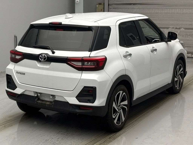 TOYOTA RAIZE 2021