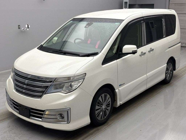NISSAN SERENA 2015