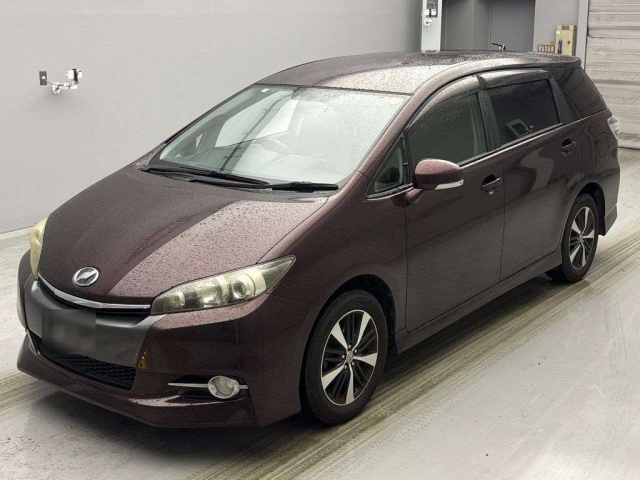 TOYOTA WISH 2012