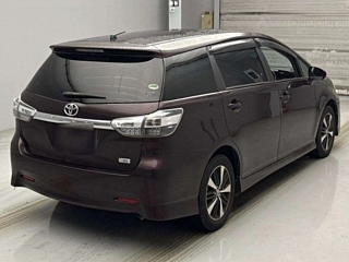 TOYOTA WISH 2012