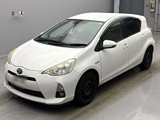 TOYOTA AQUA 2012