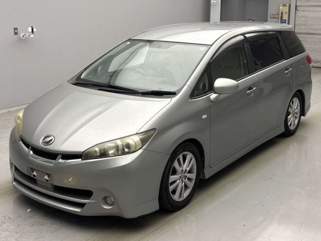 TOYOTA WISH 2009