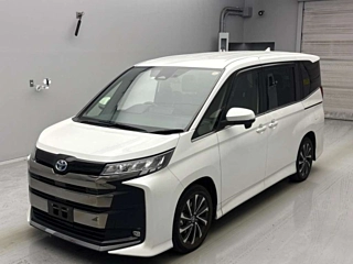 TOYOTA NOAH 2023